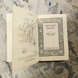 3/$45💫Early Century Antique Hardcover Treasure Island – 15cm x 10cm